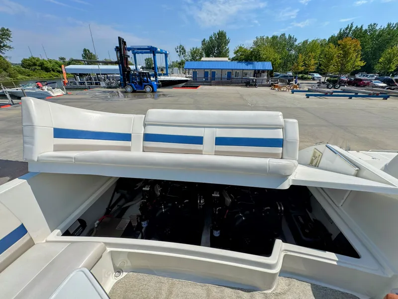 Slide: The Image of Formula 330 Sun Sport 1999 - 24