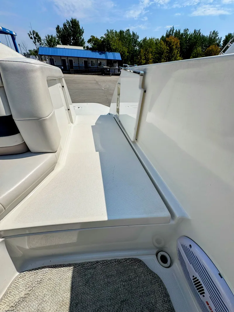 Slide: The Image of Formula 330 Sun Sport 1999 - 30