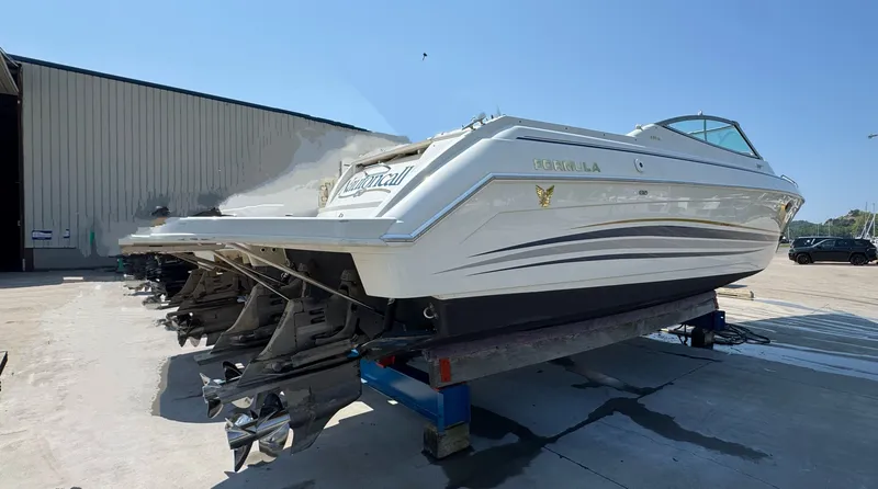 Slide: The Image of Formula 330 Sun Sport 1999 - 9