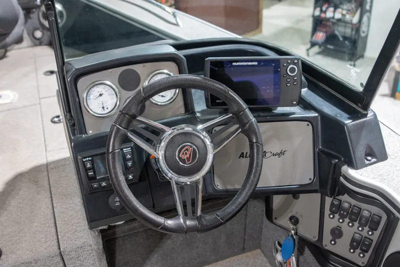 Slide: The Image of Alumacraft Trophy 185 2021 - 8