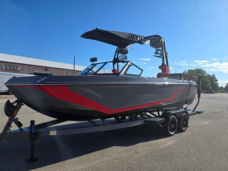 Slide: The Image of Nautique Super Air Nautique GS22 2026 - 5