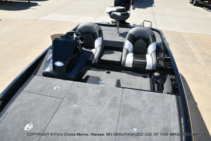 Slide: The Image of Ranger Z185 2026 - 10