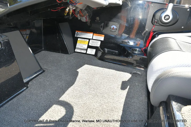 Slide: The Image of Ranger Z185 2026 - 37