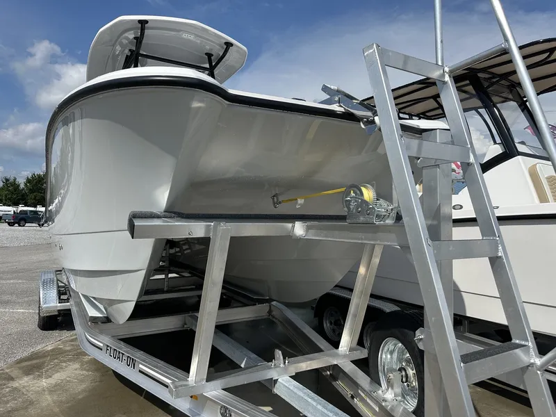 Slide: The Image of Twin Vee GFX 24GFX 2026 - 3