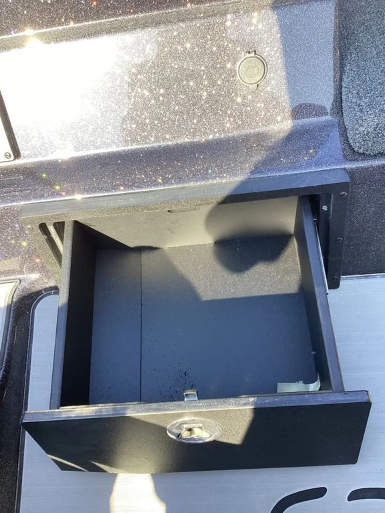 Slide: The Image of Blazer 625 NAP 2026 - 37