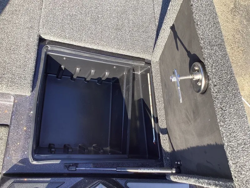 Slide: The Image of Blazer 625 NAP 2026 - 40