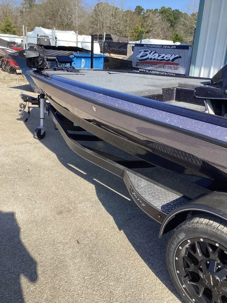 Slide: The Image of Blazer 625 NAP 2026 - 6