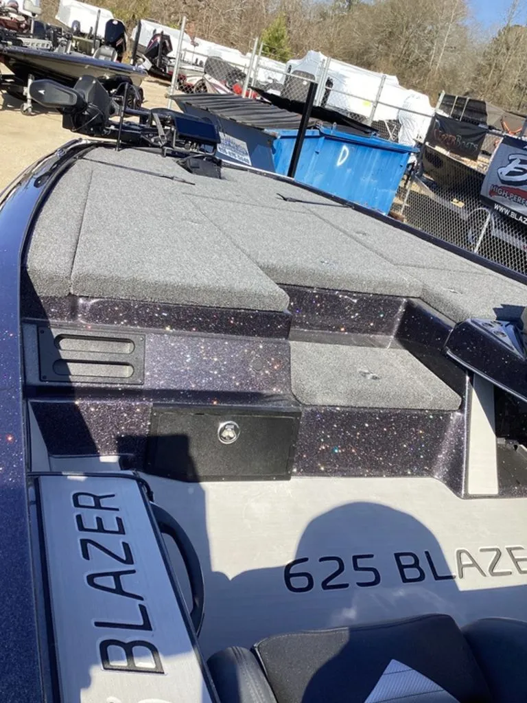 Slide: The Image of Blazer 625 NAP 2026 - 9