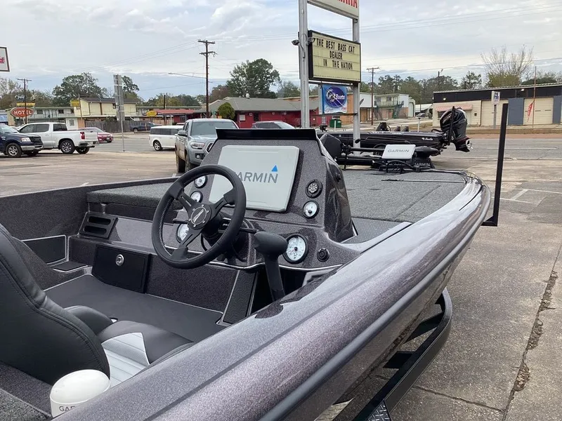 Slide: The Image of Blazer 650 NAP 2026 - 18