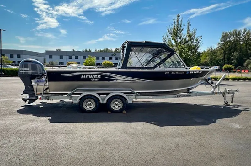 Slide: The Image of Hewescraft 210 Sea Runner ET 2015 - 1