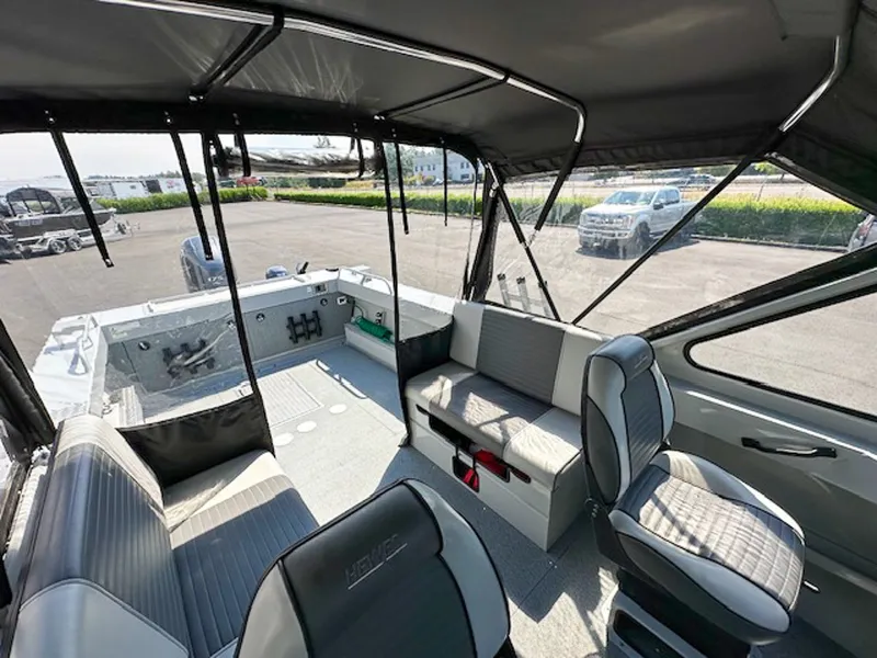 Slide: The Image of Hewescraft 210 Sea Runner ET 2015 - 16