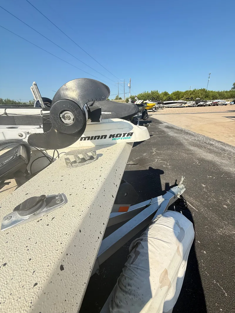 Slide: The Image of Xpress X20BAY 2016 - 14