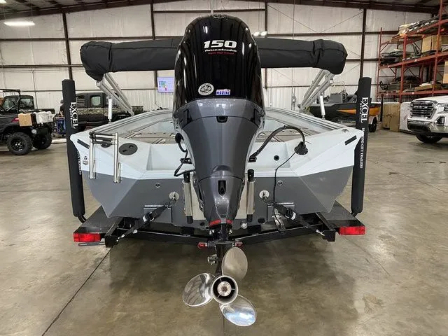 Slide: The Image of Excel Bay Pro Elite 203 2025 - 11