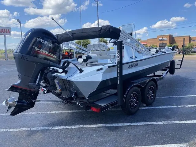 Slide: The Image of Excel Bay Pro Elite 203 2025 - 5