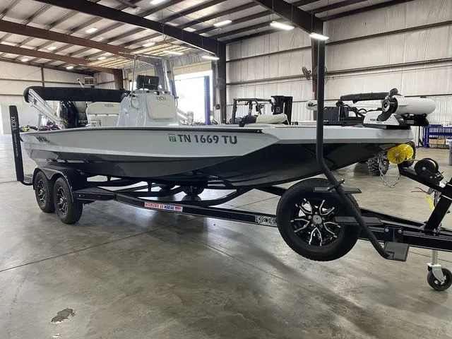 Slide: The Image of Excel Bay Pro Elite 203 2025 - 8