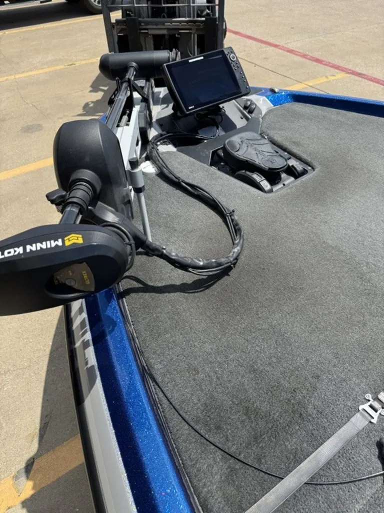 Slide: The Image of Skeeter ZXR21 2021 - 10