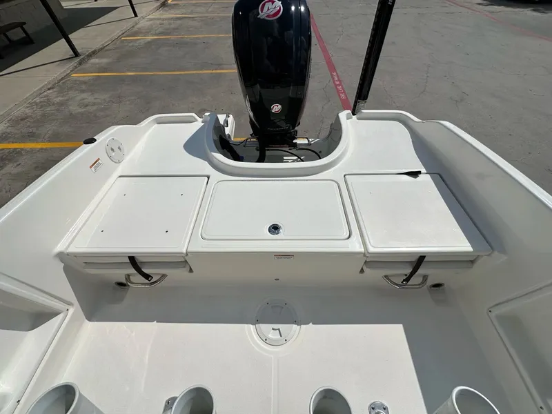 Slide: The Image of Trophy T-18 bay 2023 - 28