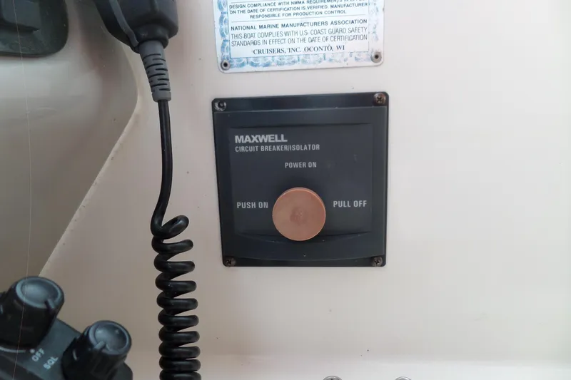 Slide: The Image of Maxwell circuit breaker on 2003 Cruisers Yachts 3275 Express, featuring push-pull operation. - 21