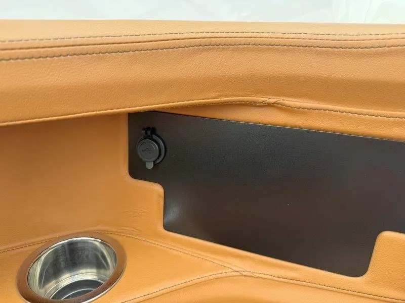 Slide: The Image of Chaparral 307 SSX 2022 - 11