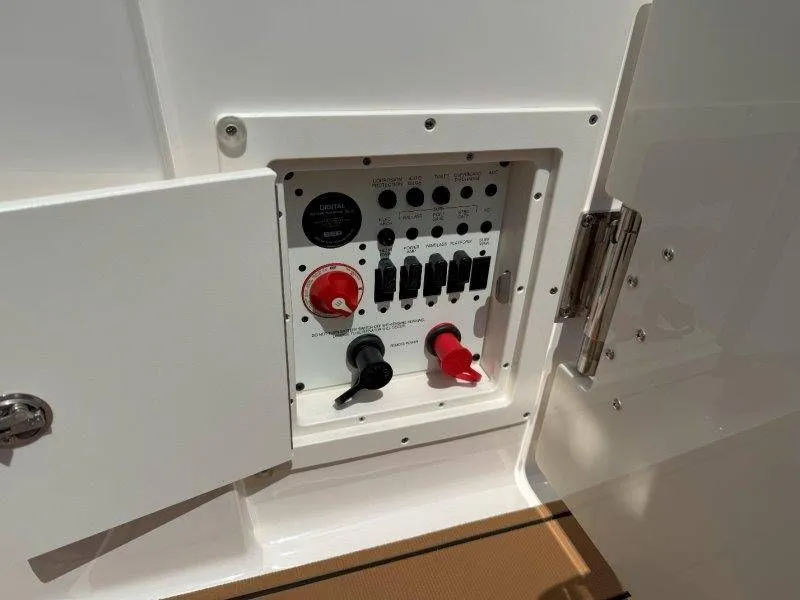 Slide: The Image of Chaparral 307 SSX 2022 - 26