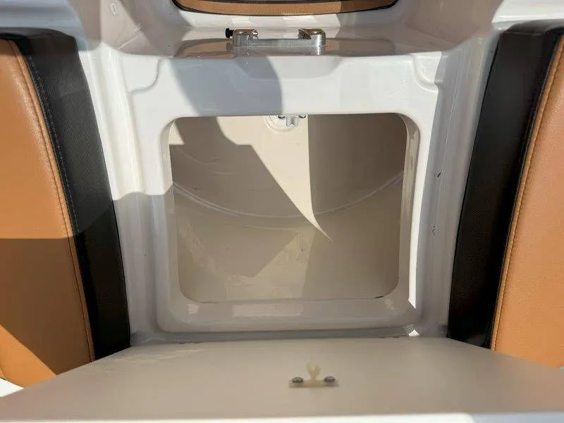 Slide: The Image of Chaparral 307 SSX 2022 - 32