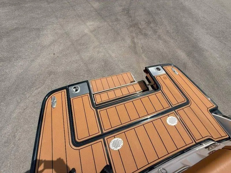 Slide: The Image of Chaparral 307 SSX 2022 - 33