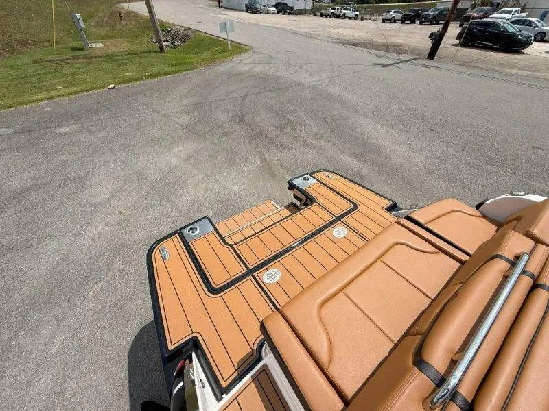 Slide: The Image of Chaparral 307 SSX 2022 - 37