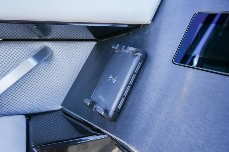 Slide: The Image of Scarab 285ID 2021 - 43