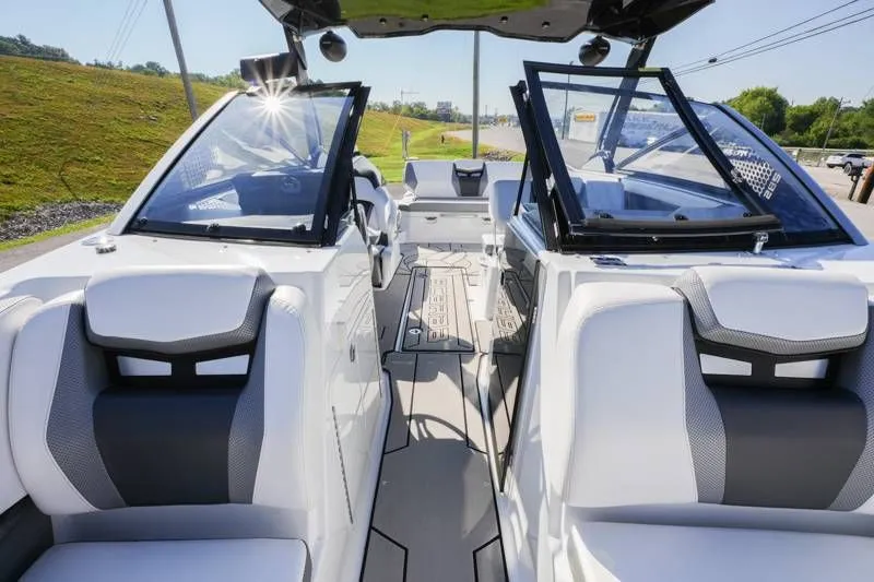 Slide: The Image of Scarab 285ID 2021 - 7