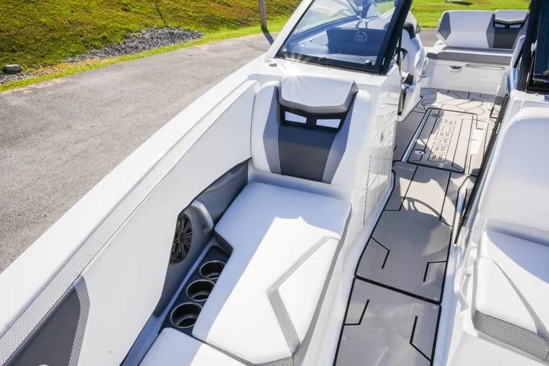 Slide: The Image of Scarab 285ID 2021 - 8