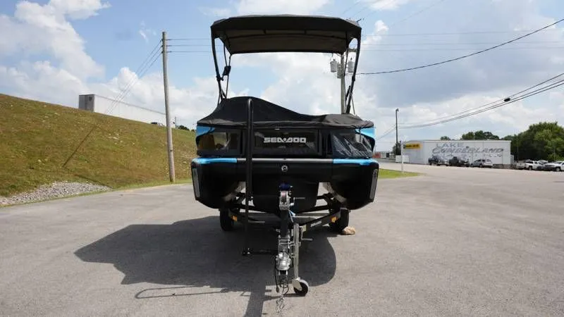Slide: The Image of Sea-Doo SWITCH SPORT COMPACT 170HP 2023 - 10