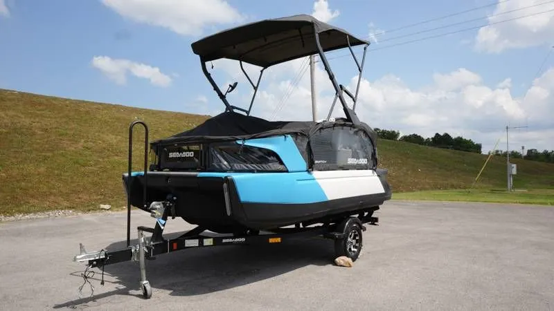 Slide: The Image of Sea-Doo SWITCH SPORT COMPACT 170HP 2023 - 3