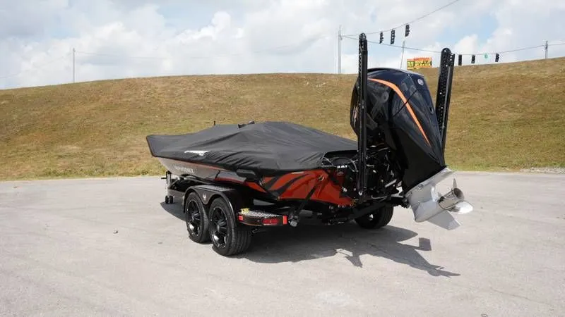 Slide: The Image of Phoenix Bass Boat 921 Elite 2023 - 16