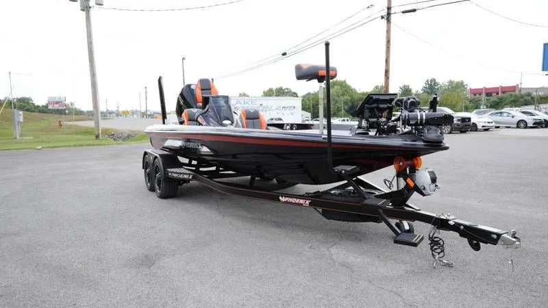 Slide: The Image of Phoenix Bass Boat 921 Elite 2023 - 17