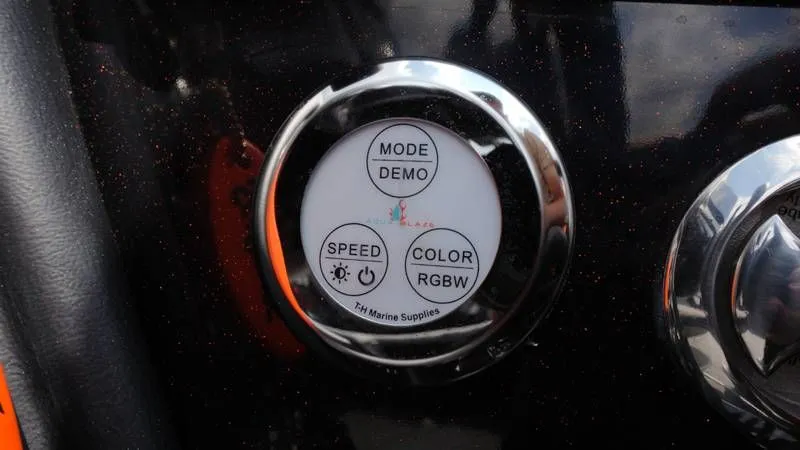 Slide: The Image of Phoenix Bass Boat 921 Elite 2023 - 67