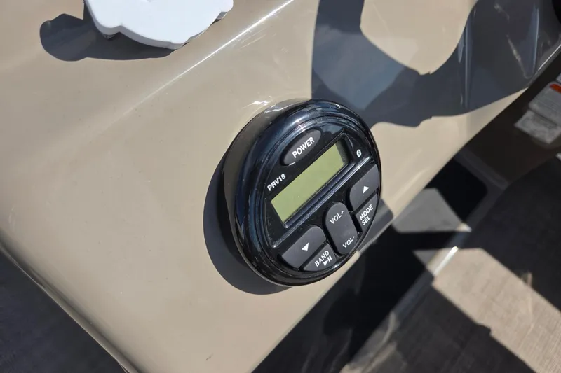 Slide: The Image of Control panel on 2021 Sun Tracker Fishin' Barge 20 DLX boat dashboard. - 7