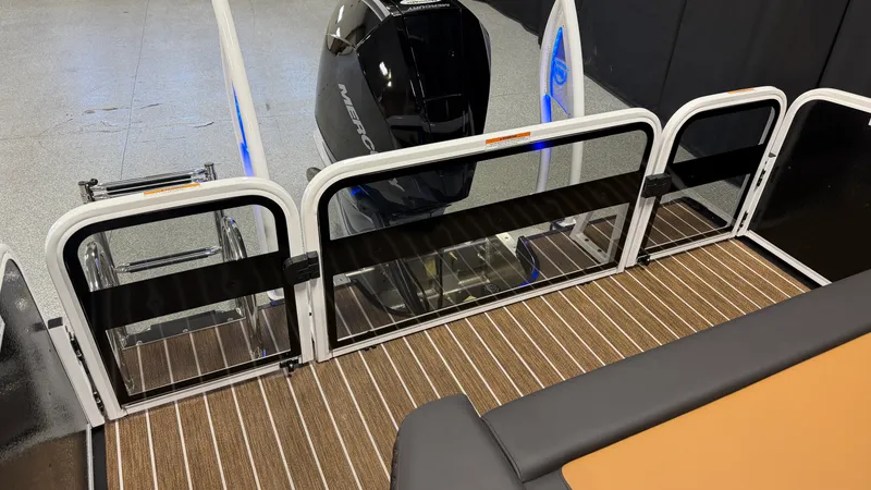 Slide: The Image of Premier 250SOLARIS 2027 - 70