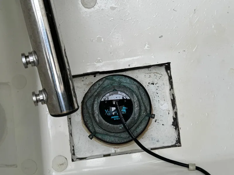 Slide: The Image of 2010 Hydra-Sports 3500 VX boat deck with a mounted fishing rod holder. - 33