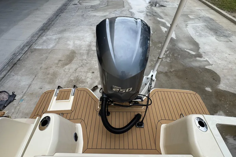 Slide: The Image of 2020 Scout 235 XSF boat with Yamaha 250 outboard motor, viewed from above. - 28