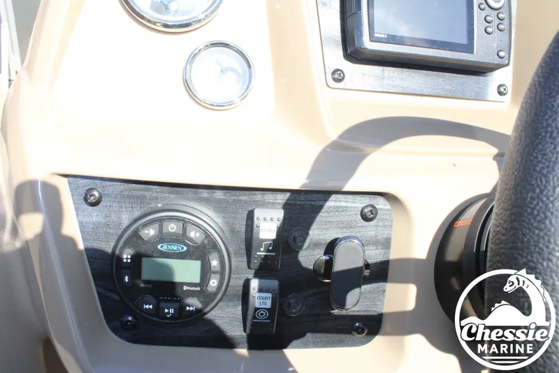 Slide: The Image of Starcraft LX 22 R 2023 - 18