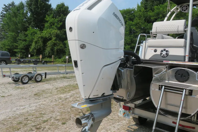 Slide: The Image of 2026 Avalon 2785 Excalibur LTD Quad Lounger with Mercury outboard engine, Sarasota, FL. - 15