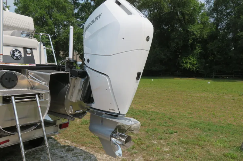 Slide: The Image of 2026 Avalon 2785 Excalibur LTD boat with Mercury outboard engine, Sarasota, FL. - 16