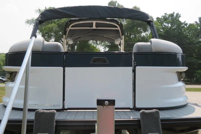 Slide: The Image of 2026 Avalon 2785 Excalibur LTD Quad Lounger, Performance Tri-toon, Sarasota, FL. - 8