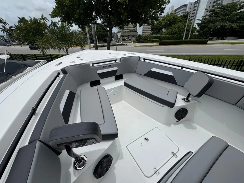 Slide: The Image of Sea Pro 292 DLX 2026 - 71