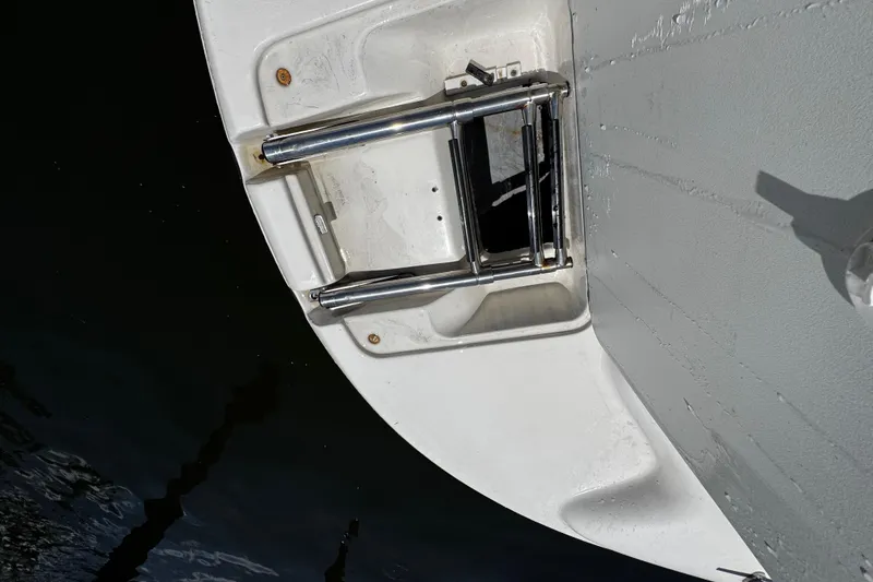 Slide: The Image of 2000 Chaparral Sunesta 232 boat ladder and platform detail. - 30