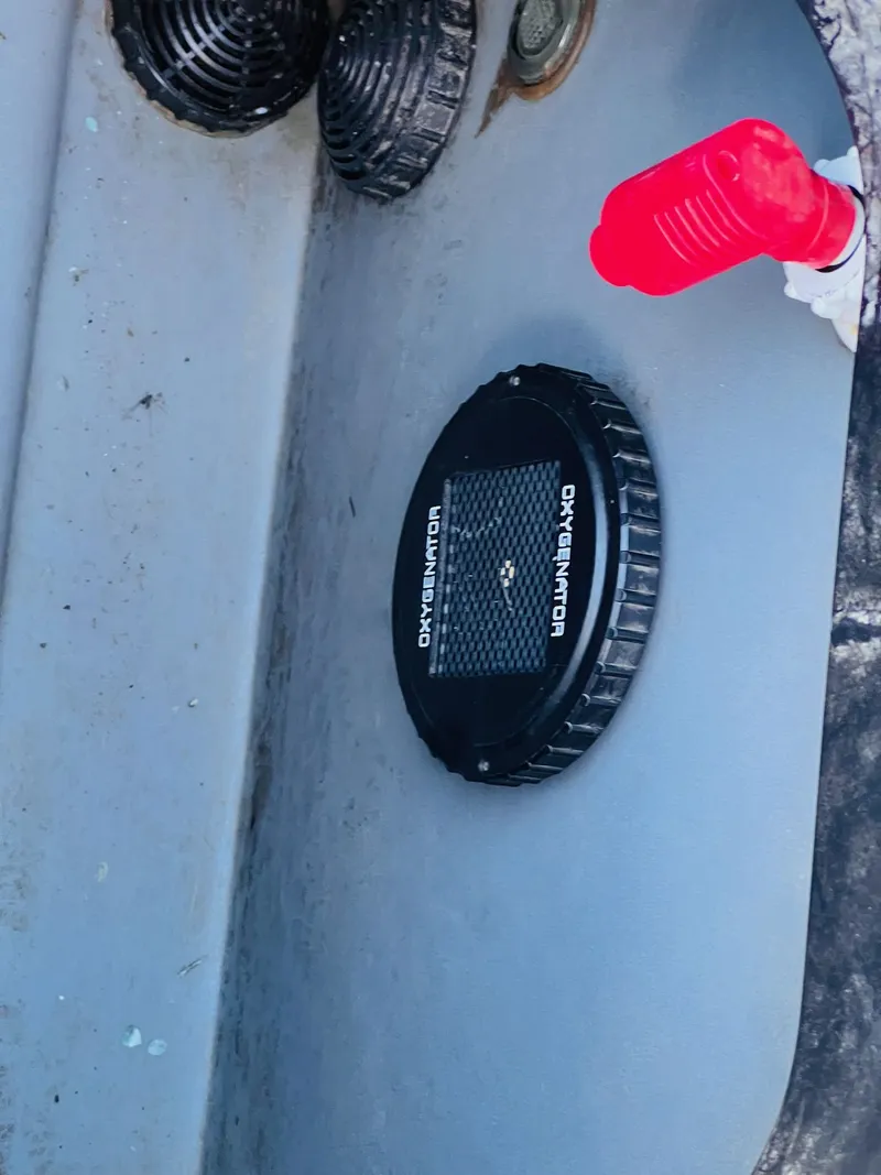 Slide: The Image of Skeeter ZX190 2010 - 33