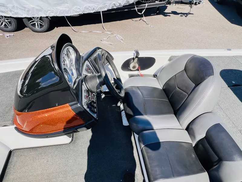 Slide: The Image of Skeeter ZX190 2010 - 34