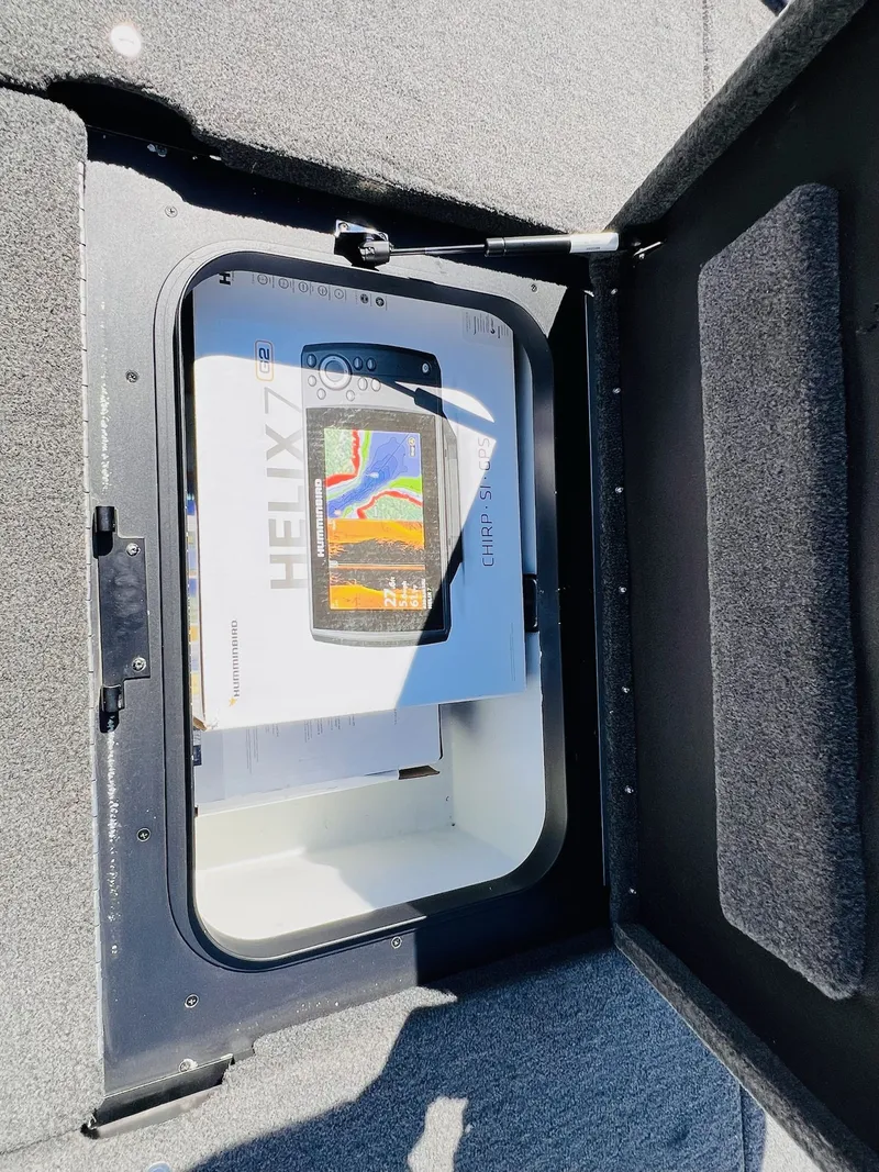 Slide: The Image of Skeeter ZX190 2010 - 38