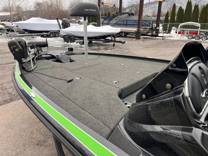 Slide: The Image of Nitro Z18 2018 - 10