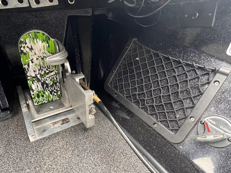 Slide: The Image of Nitro Z18 2018 - 19